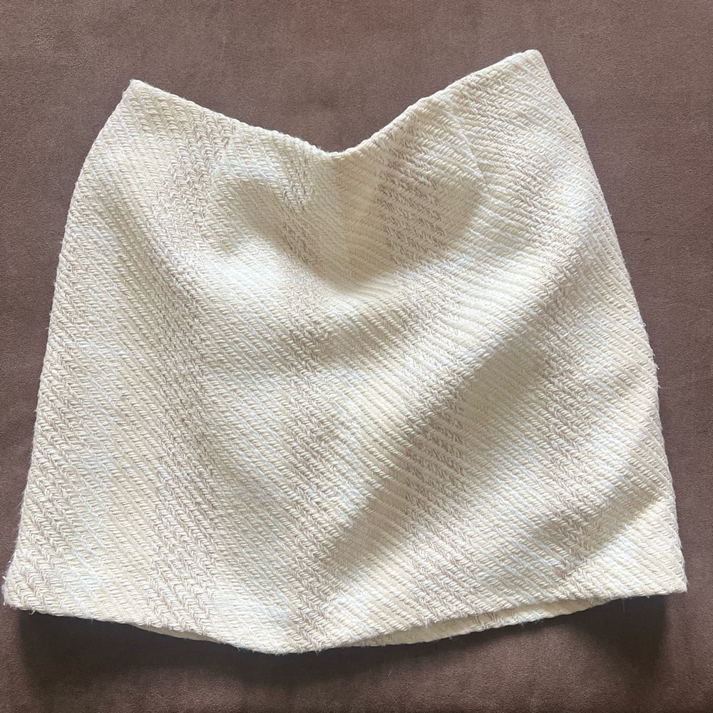 H&M Cream Textured Pencil Skirt
